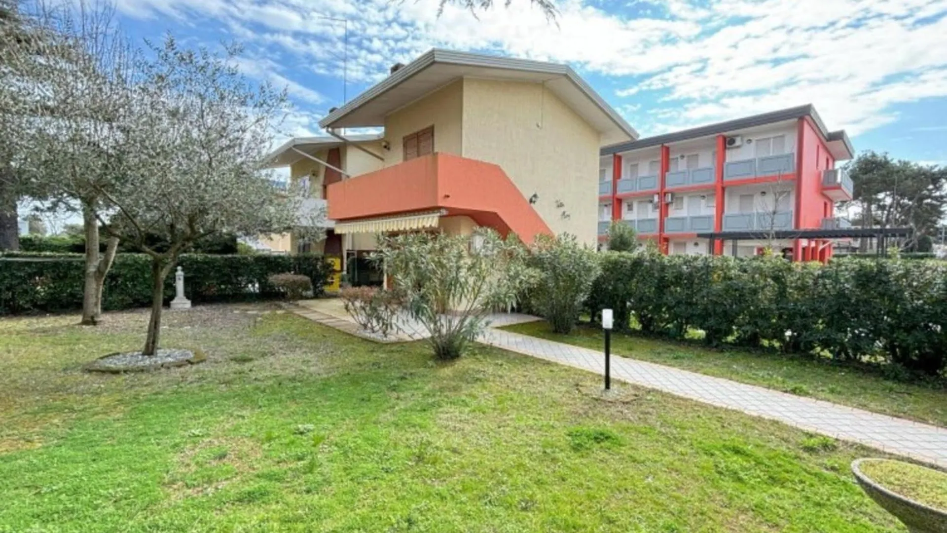 Ground Floor Apartment With Private Garden Bibione 0*,  Itálie