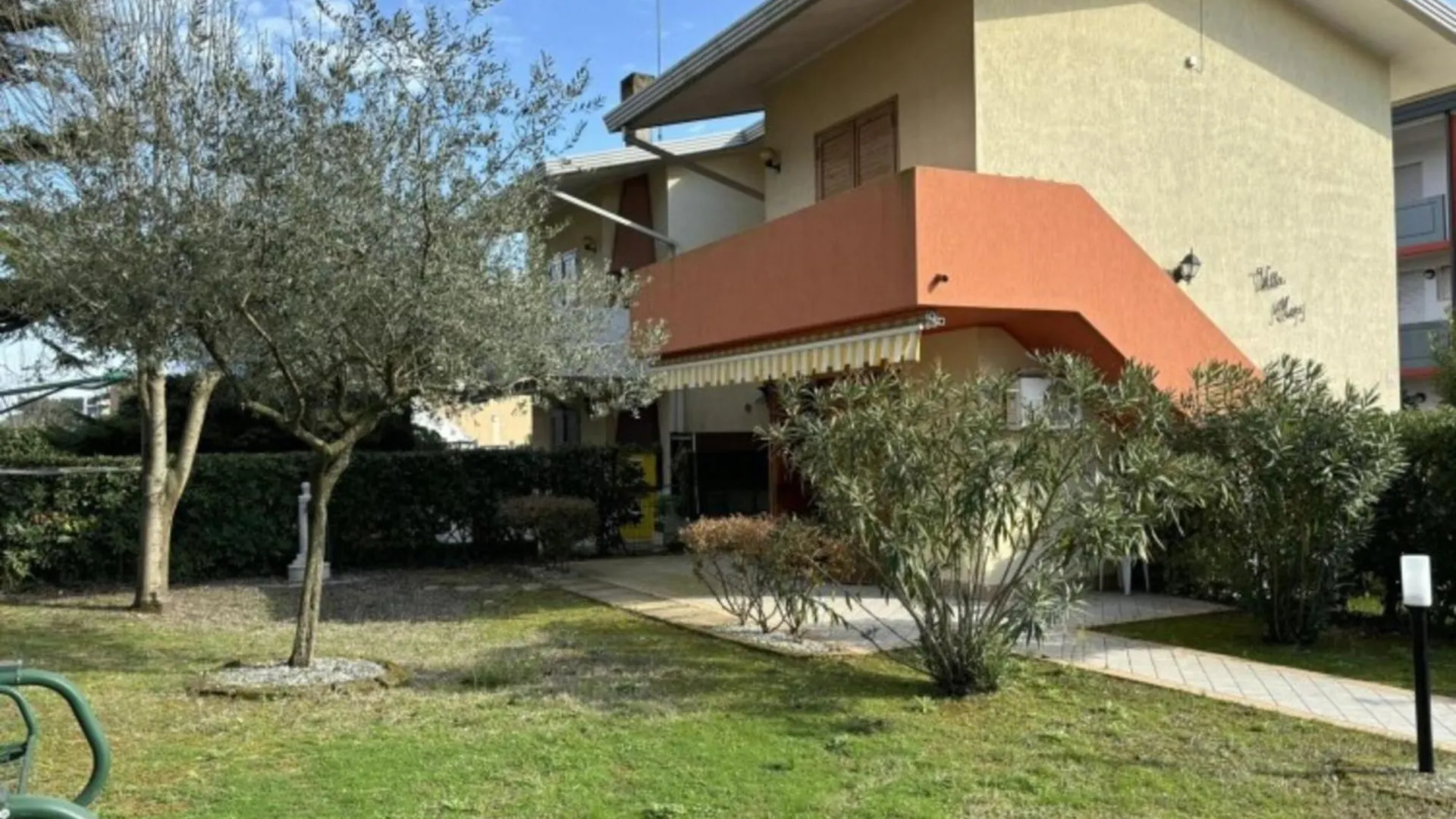 Ground Floor Apartment With Private Garden Bibione Itálie